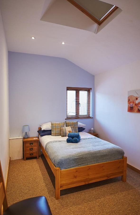 The Old Dairy - Boutique Countryside Cottage At Harrys Cottages Pen-y-Clawdd Exterior foto
