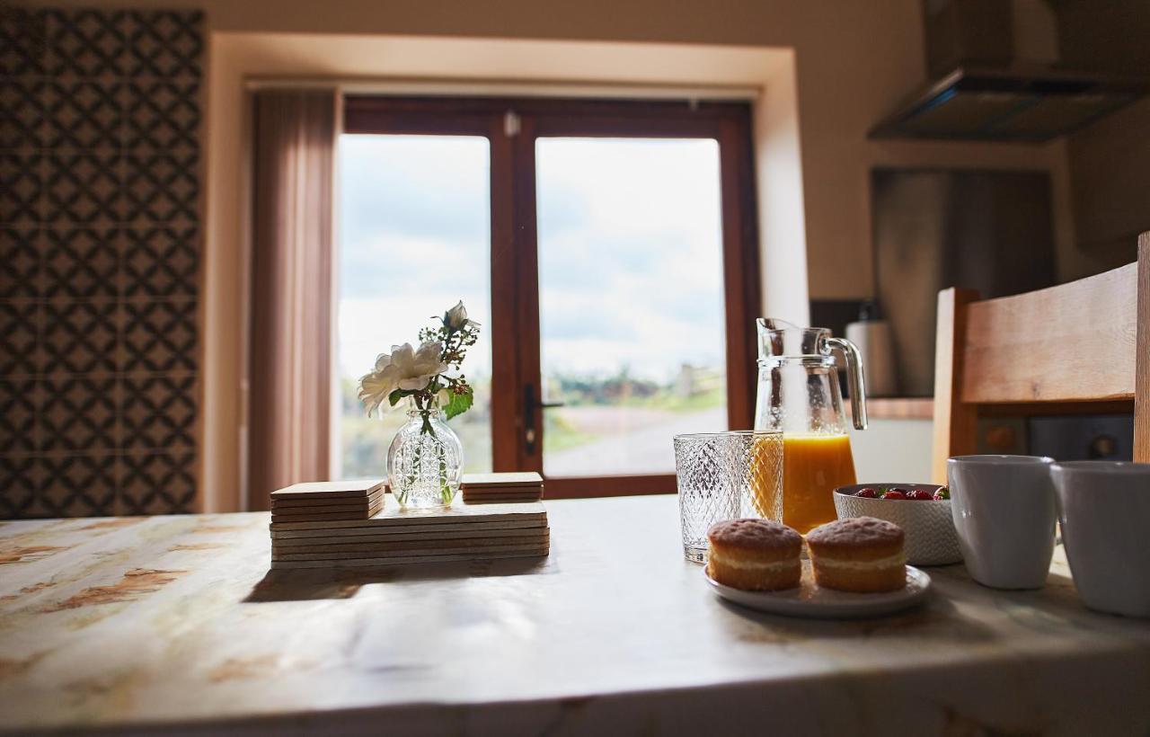 The Old Dairy - Boutique Countryside Cottage At Harrys Cottages Pen-y-Clawdd Exterior foto